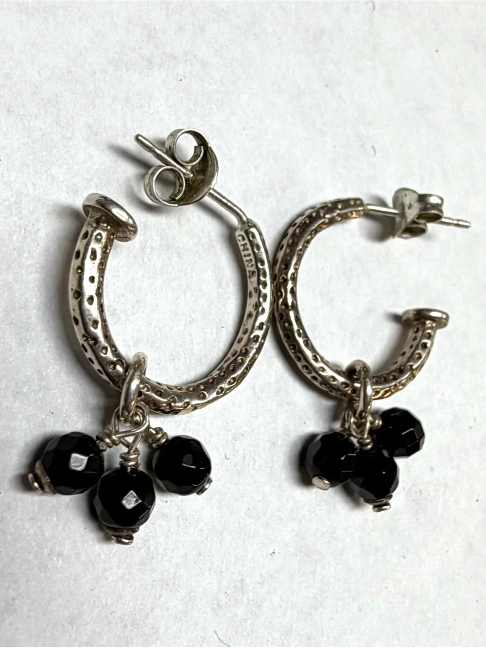 Silpada Sterling Silver Hoop Earrings With Onyx Bead Dangles #P1180